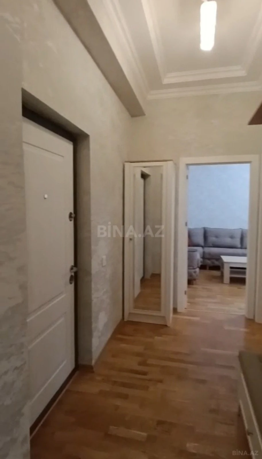 Satılır 2 otaqlı mənzil 70 m²