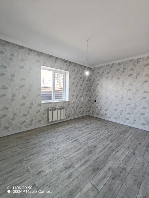 Satılır 4 otaqlı həyət evi 200 m²