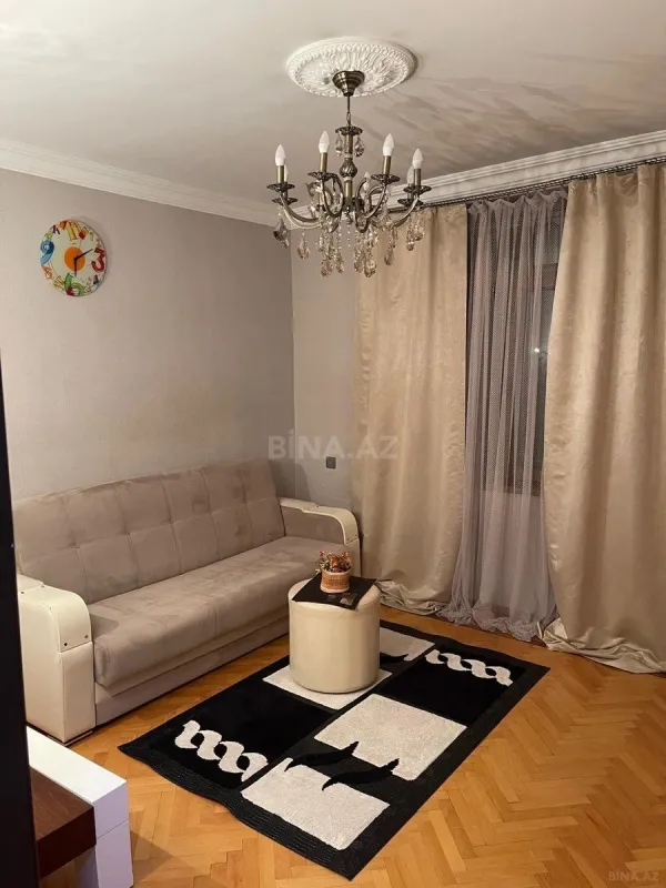 Kirayə verilir 2 otaqlı mənzil 53 m²