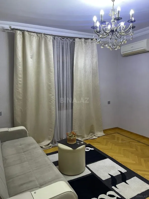 Kirayə verilir 2 otaqlı mənzil 53 m²