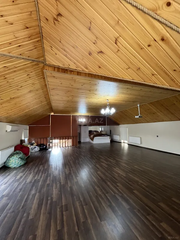 Satılır 5 otaqlı həyət evi 280 m²