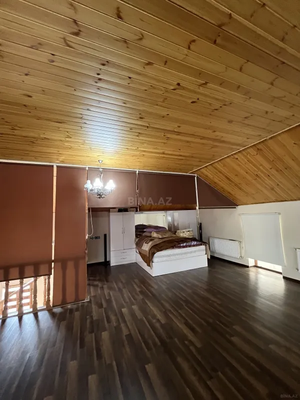 Satılır 5 otaqlı həyət evi 280 m²