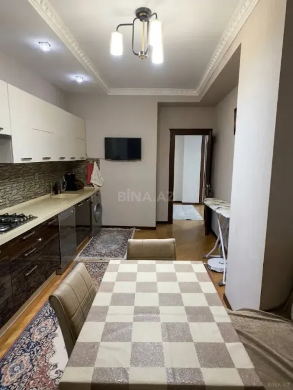 Satılır 2 otaqlı mənzil 118 m²