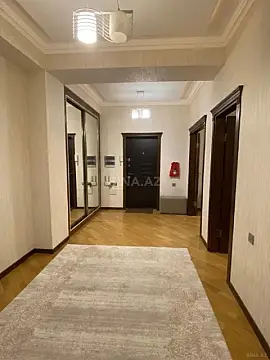 Satılır 2 otaqlı mənzil 118 m²