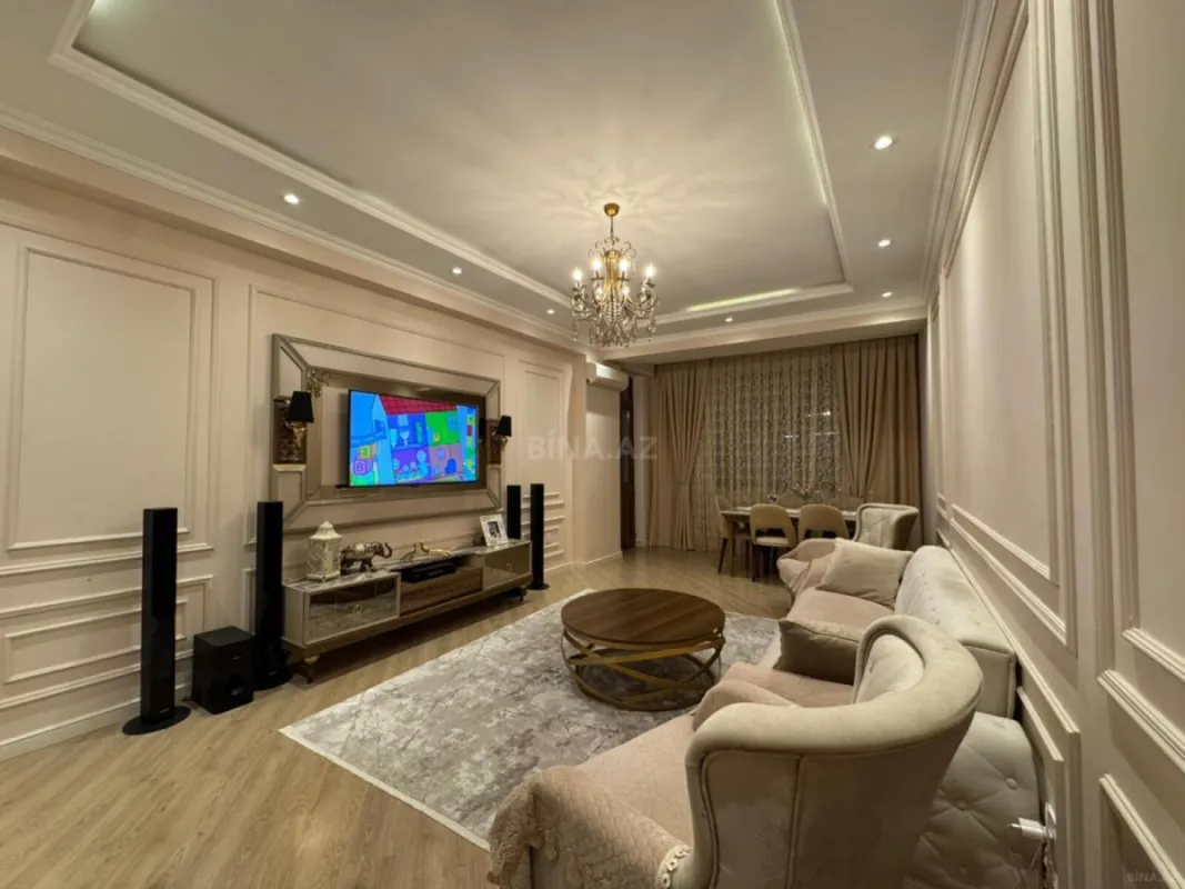 Satılır 2 otaqlı mənzil 108 m²