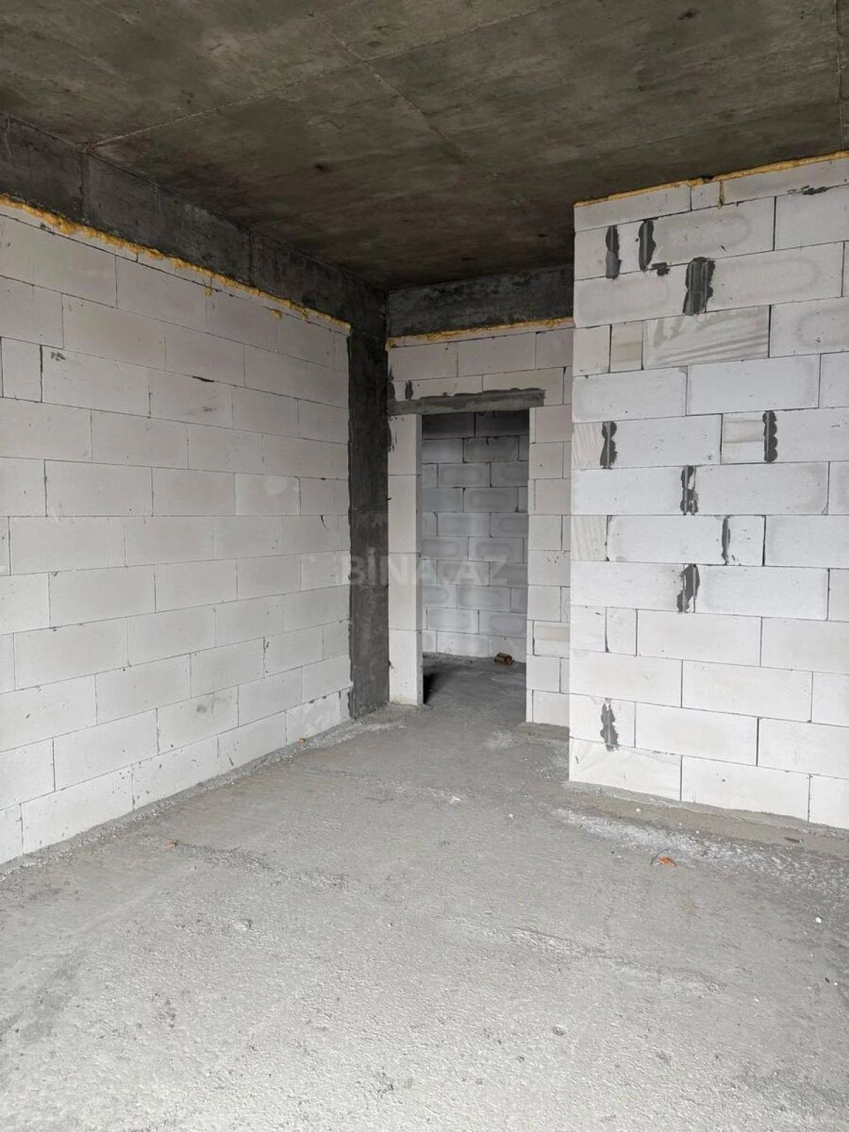 Satılır 3 otaqlı mənzil 86.3 m²