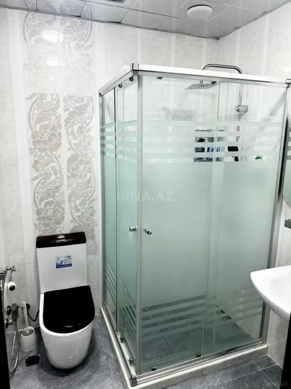 Satılır 3 otaqlı mənzil 170 m²