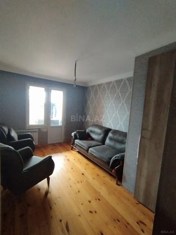 Satılır 5 otaqlı mənzil 110 m²