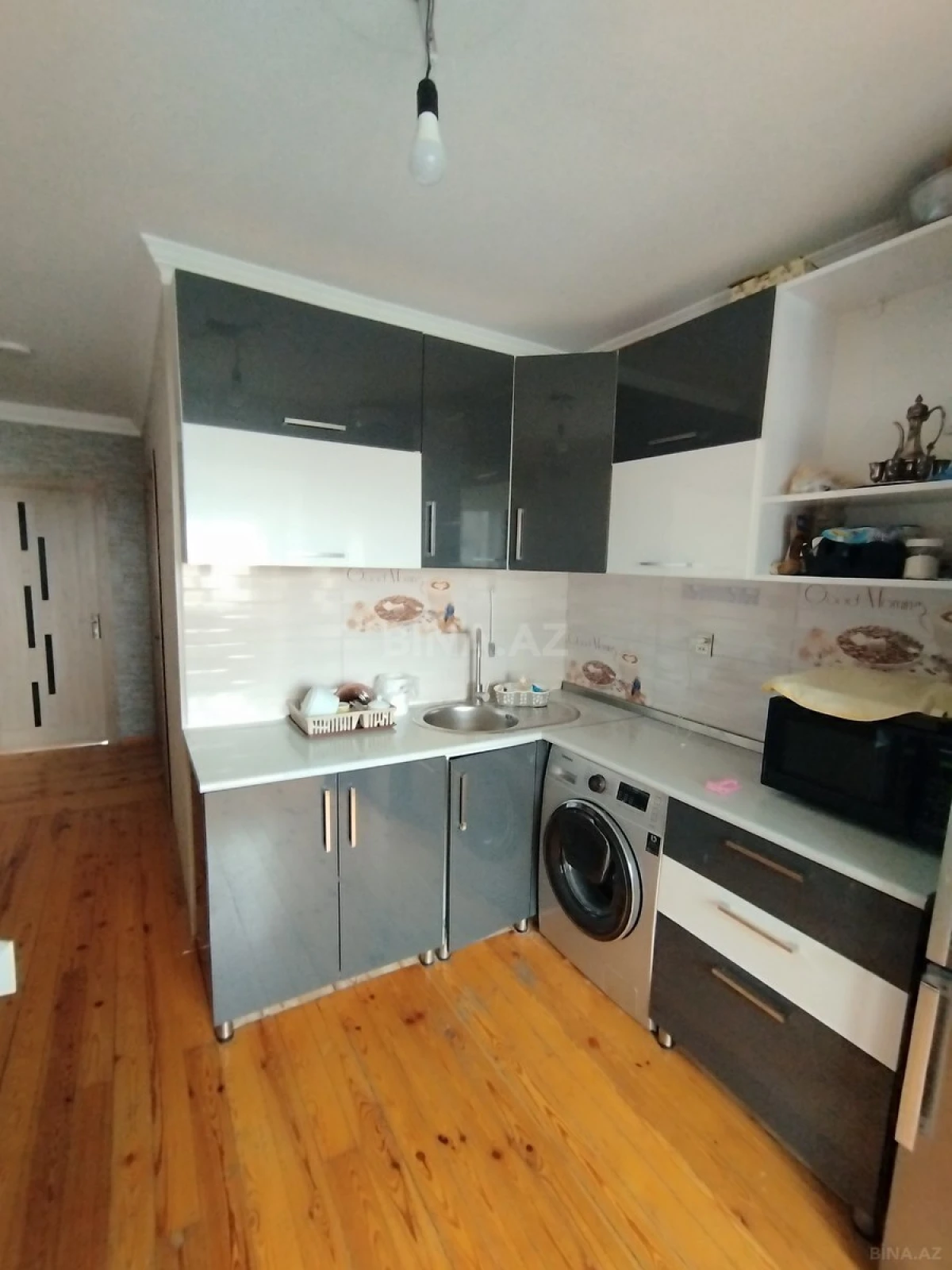 Satılır 5 otaqlı mənzil 110 m²