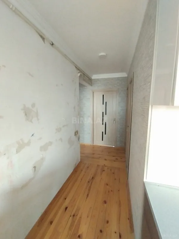 Satılır 5 otaqlı mənzil 110 m²