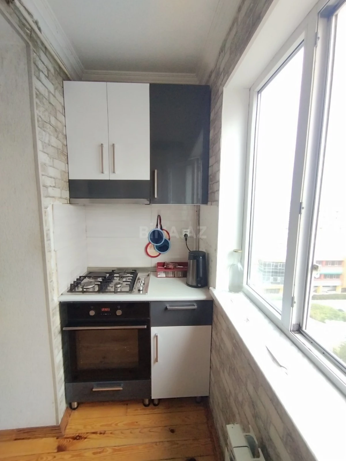 Satılır 5 otaqlı mənzil 110 m²