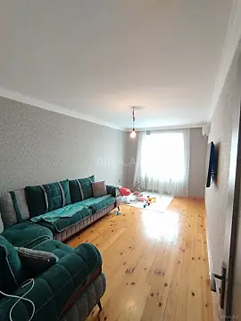 Satılır 5 otaqlı mənzil 110 m²