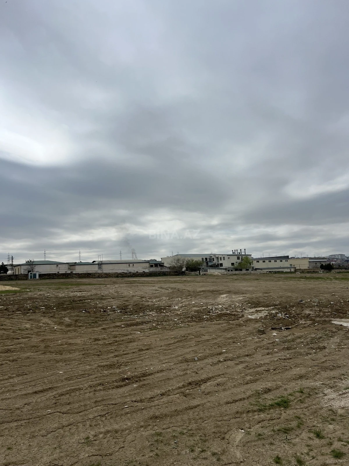 Satılır torpaq sahəsi 400 m²