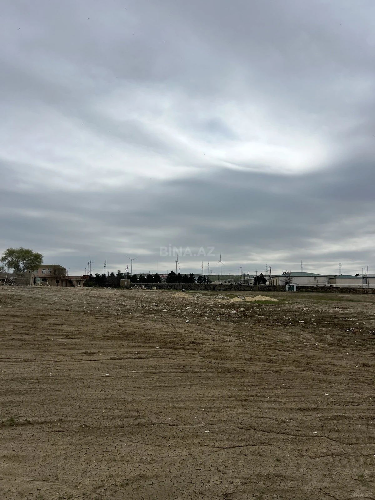 Satılır torpaq sahəsi 400 m²