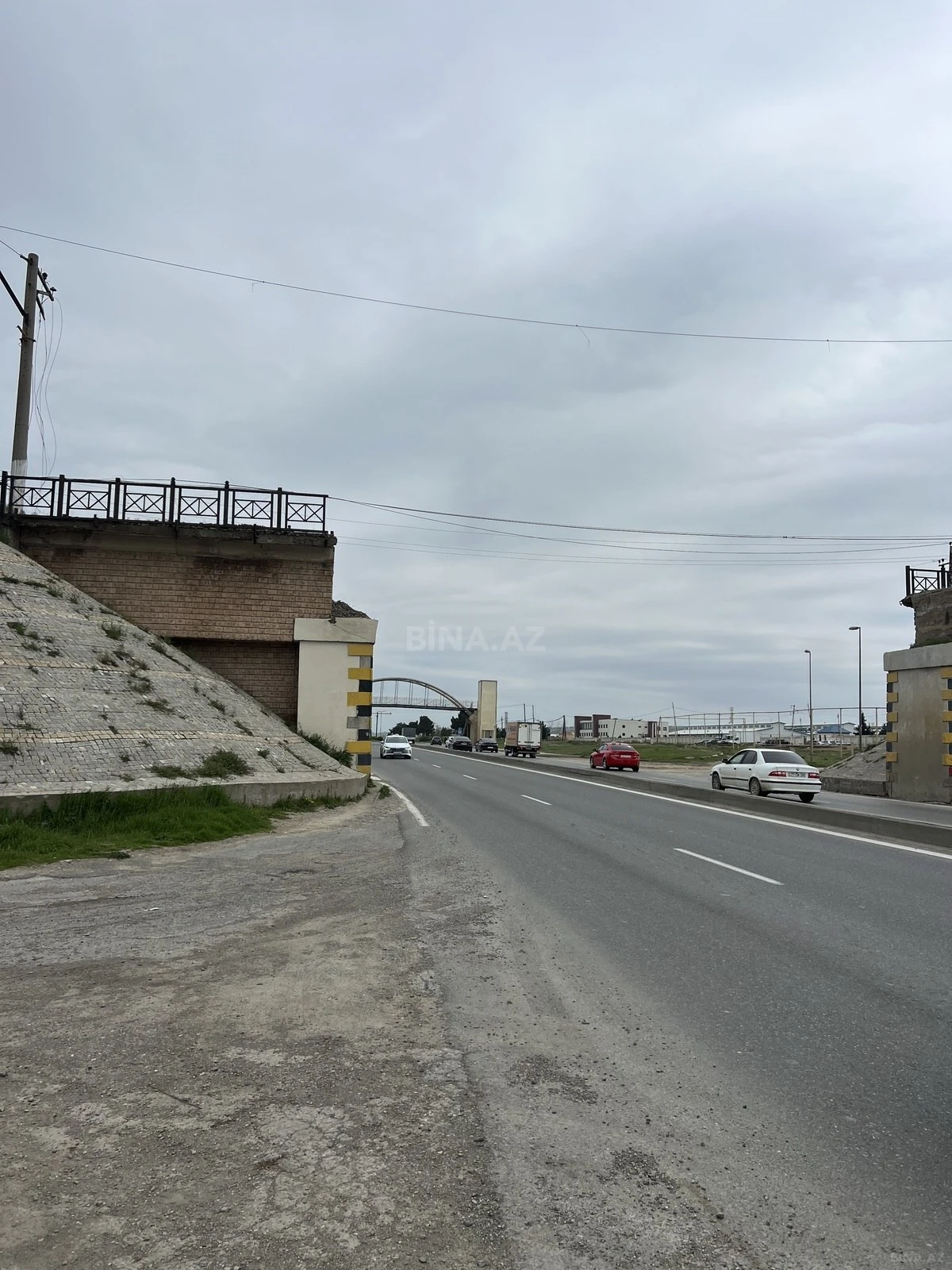 Satılır torpaq sahəsi 400 m²