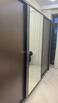 Kirayə verilir 3 otaqlı mənzil 150 m²