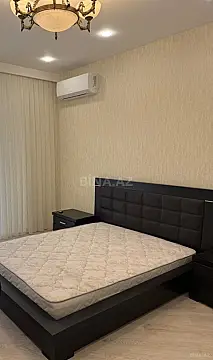 Kirayə verilir 3 otaqlı mənzil 150 m²