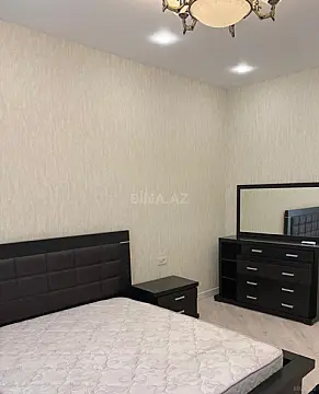 Kirayə verilir 3 otaqlı mənzil 150 m²