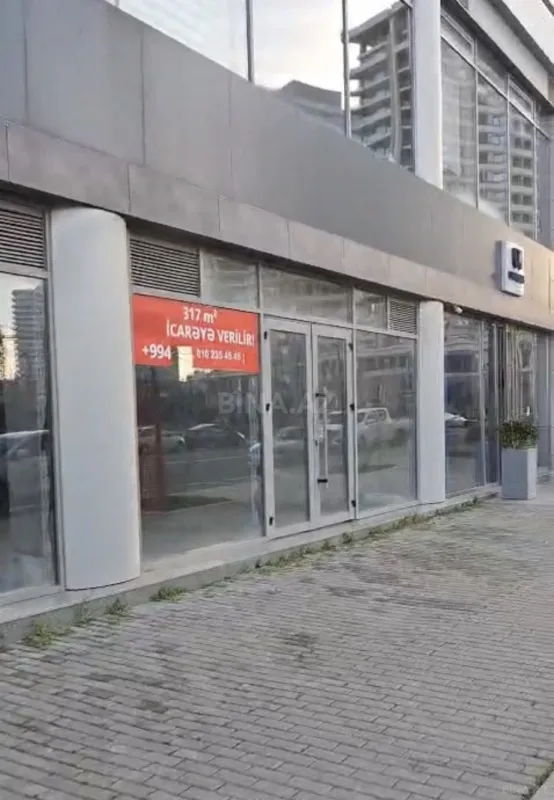 Satılır obyekt 317 m²