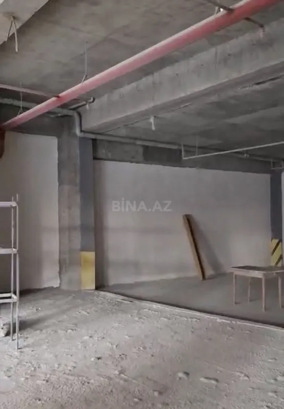 Satılır obyekt 317 m²