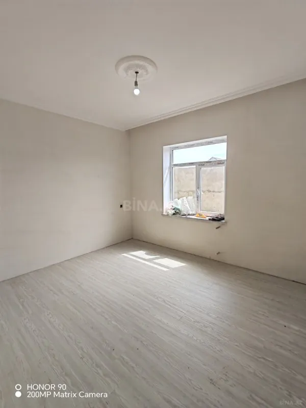 Satılır 4 otaqlı həyət evi 115 m²