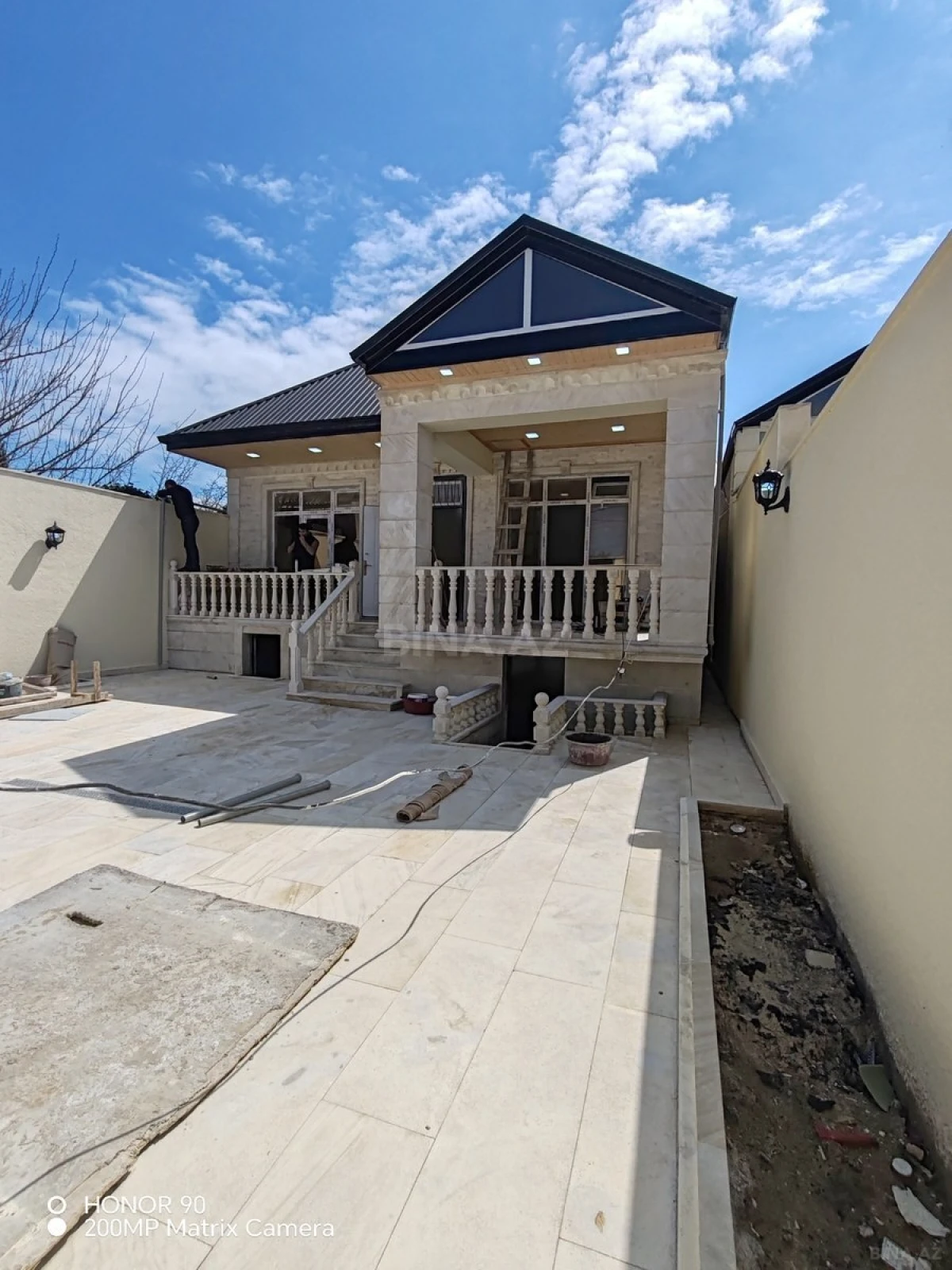 Satılır 4 otaqlı həyət evi 115 m²