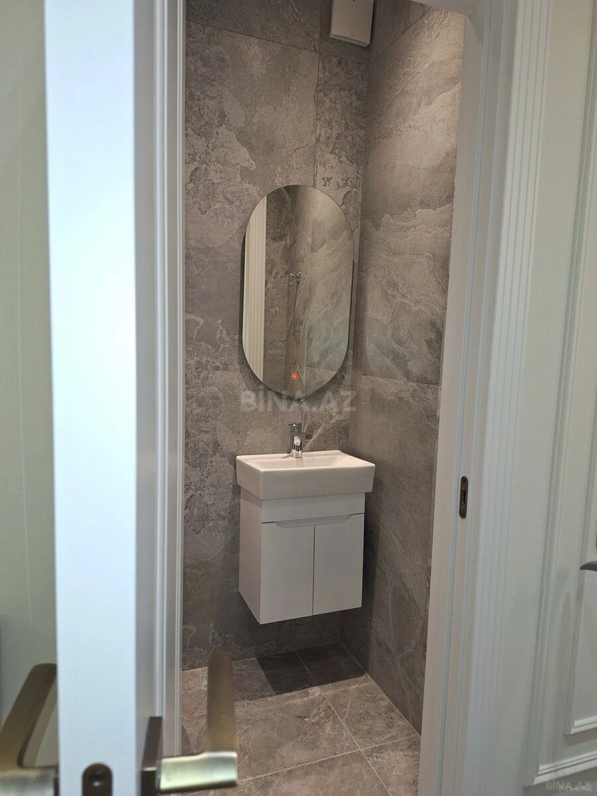 Satılır 2 otaqlı mənzil 80 m²