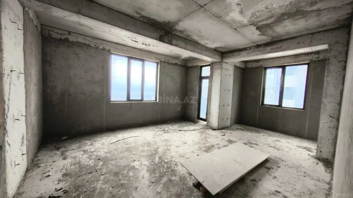 Satılır 3 otaqlı mənzil 146 m²