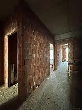 Satılır 5 otaqlı mənzil 265 m²