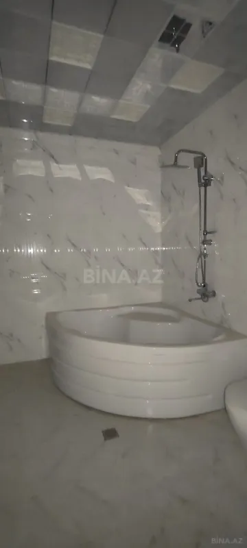 Satılır 5 otaqlı mənzil 260 m²