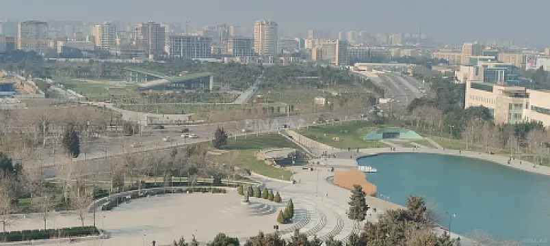 Satılır 5 otaqlı mənzil 260 m²