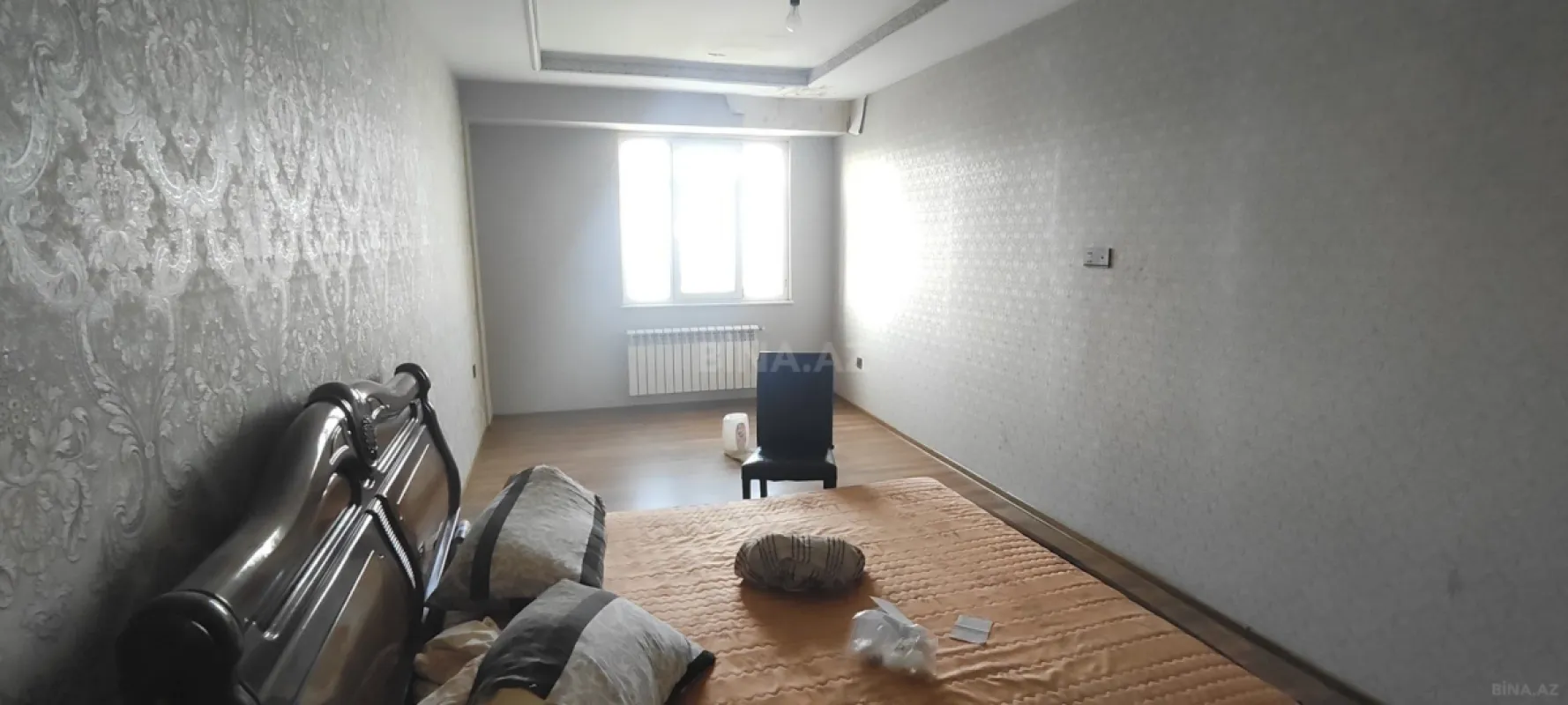 Satılır 5 otaqlı mənzil 260 m²