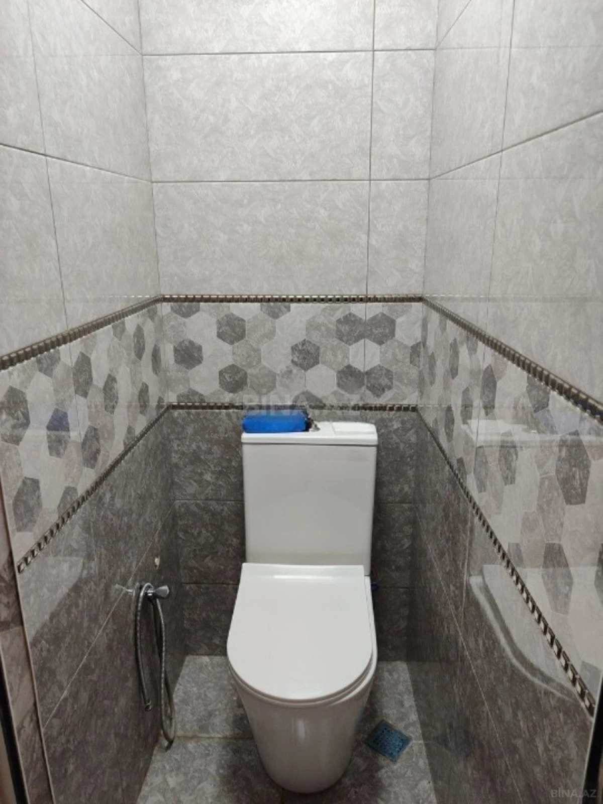 Satılır 4 otaqlı mənzil 110 m²
