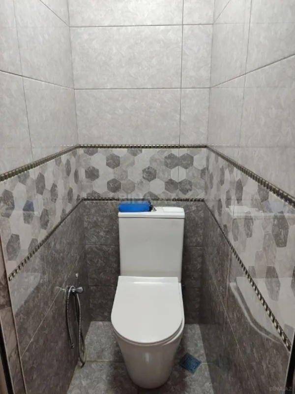 Satılır 4 otaqlı mənzil 110 m²