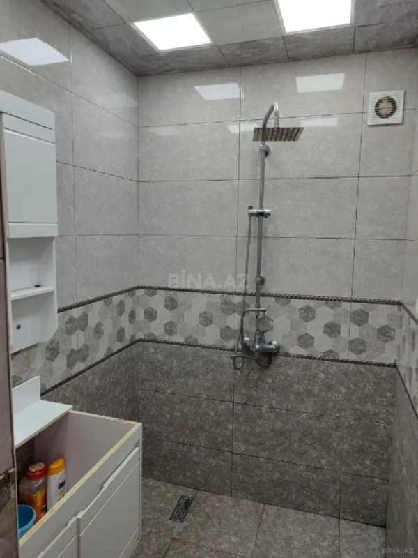 Satılır 4 otaqlı mənzil 110 m²
