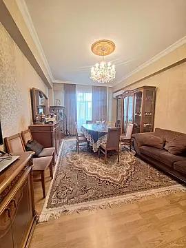 Satılır 3 otaqlı mənzil 98 m²