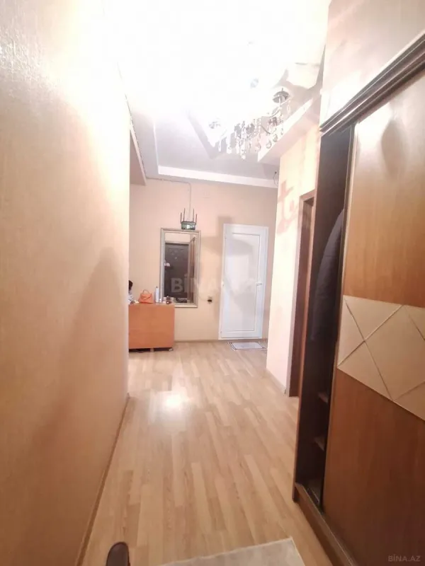 Satılır 3 otaqlı mənzil 98 m²