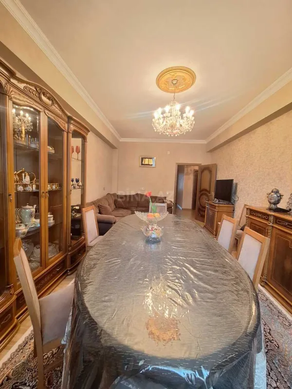 Satılır 3 otaqlı mənzil 98 m²