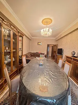 Satılır 3 otaqlı mənzil 98 m²