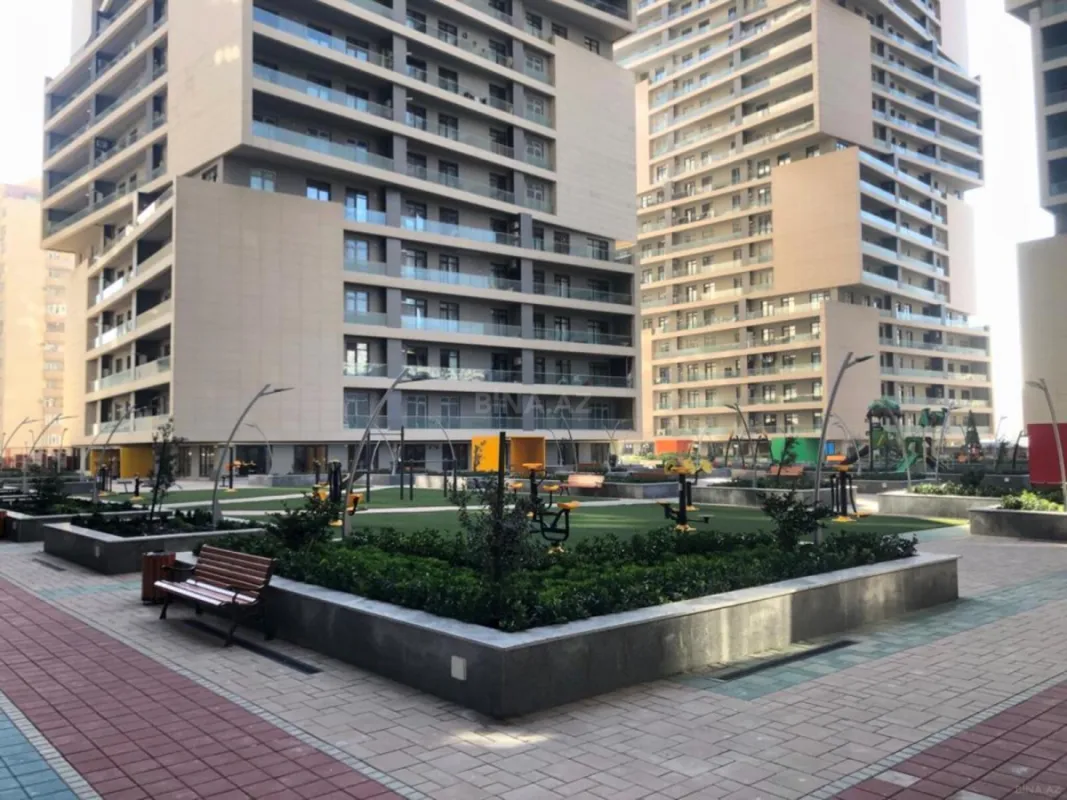 Satılır 3 otaqlı mənzil 147.5 m²
