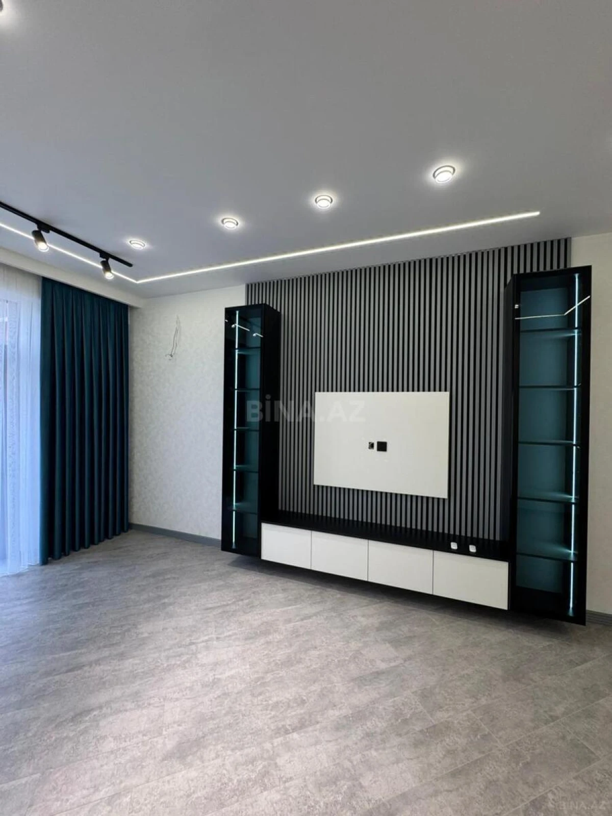 Satılır 2 otaqlı mənzil 65 m²