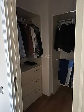 Kirayə verilir 2 otaqlı mənzil 120 m²