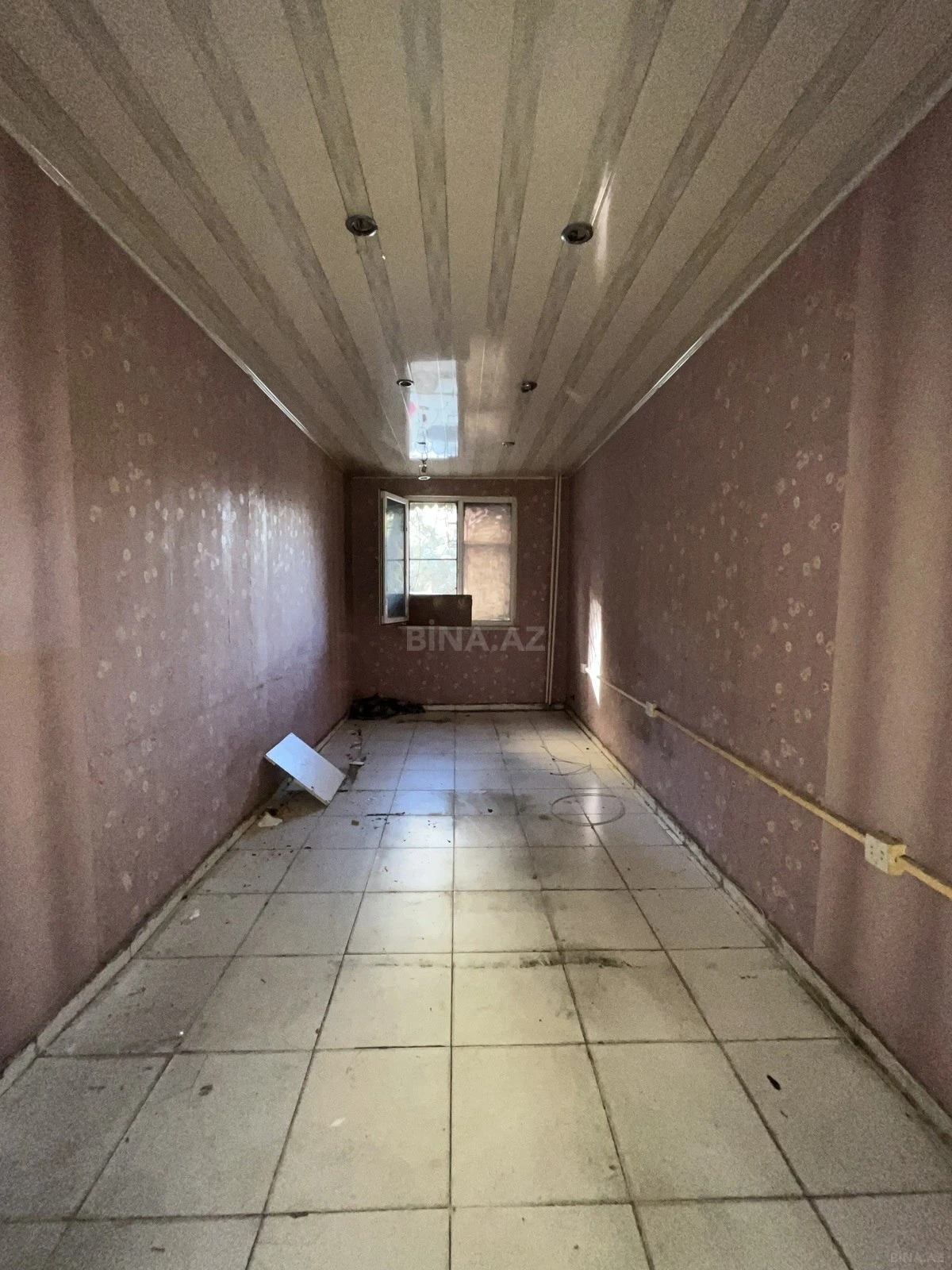 Satılır obyekt 45 m²