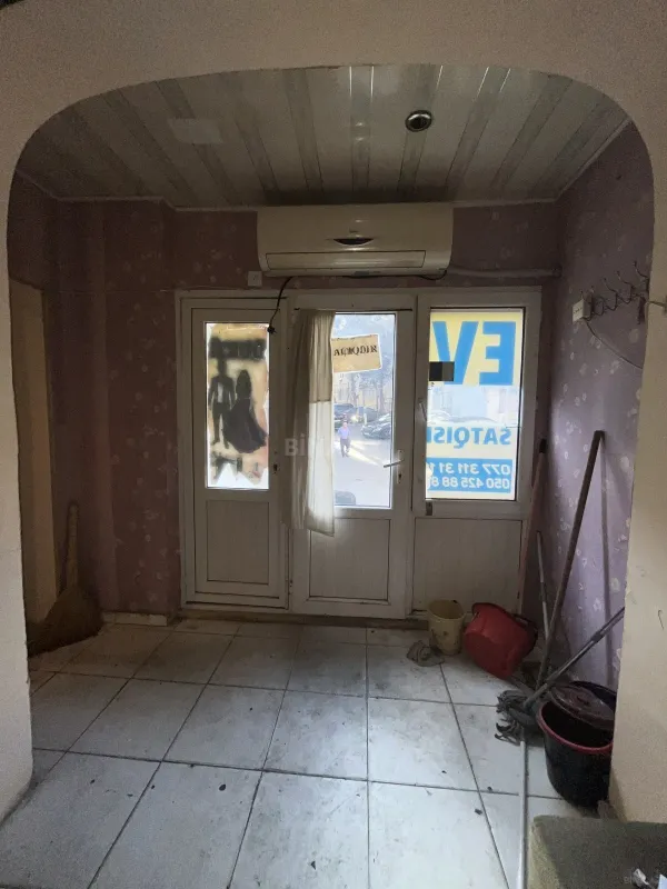 Satılır obyekt 45 m²