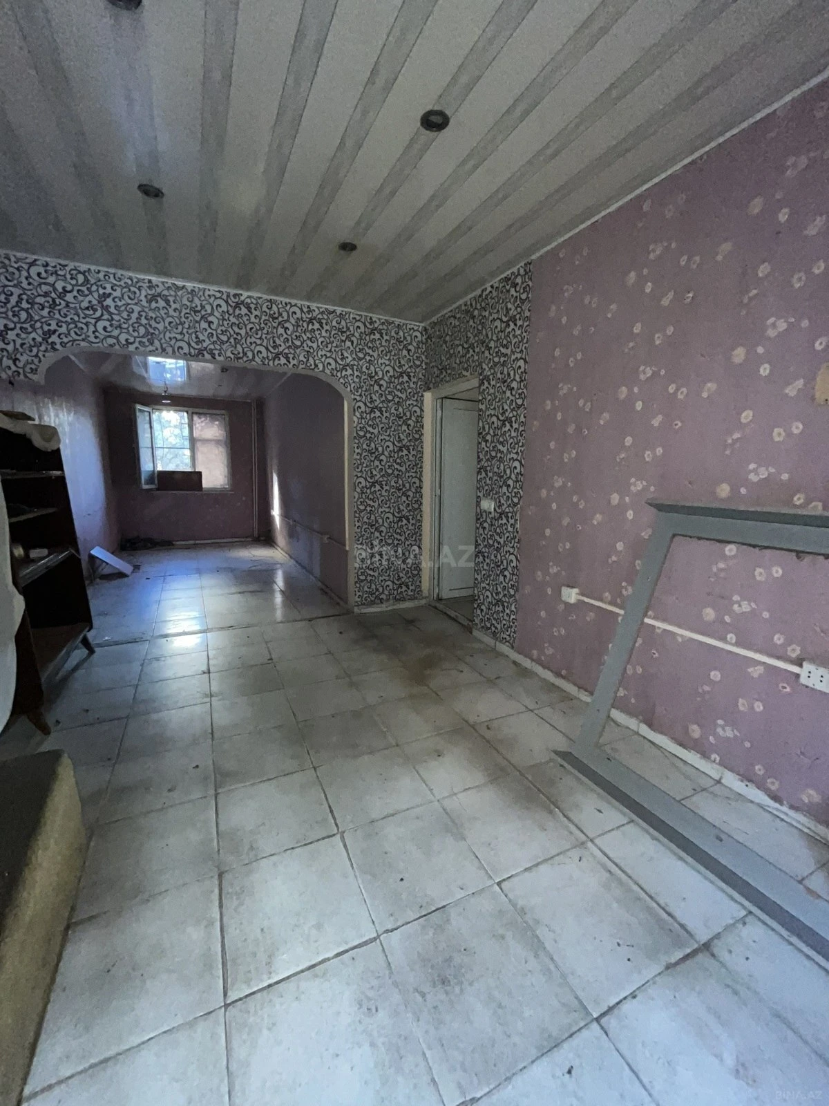 Satılır obyekt 45 m²