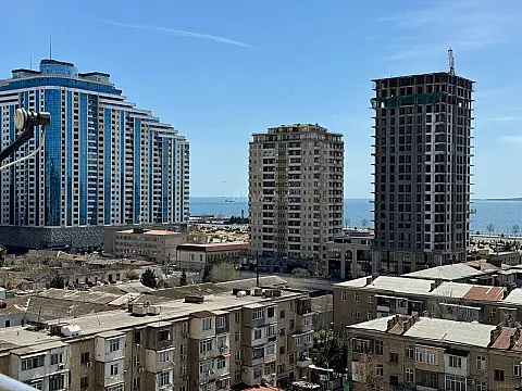 Kirayə verilir 2 otaqlı mənzil 100 m²