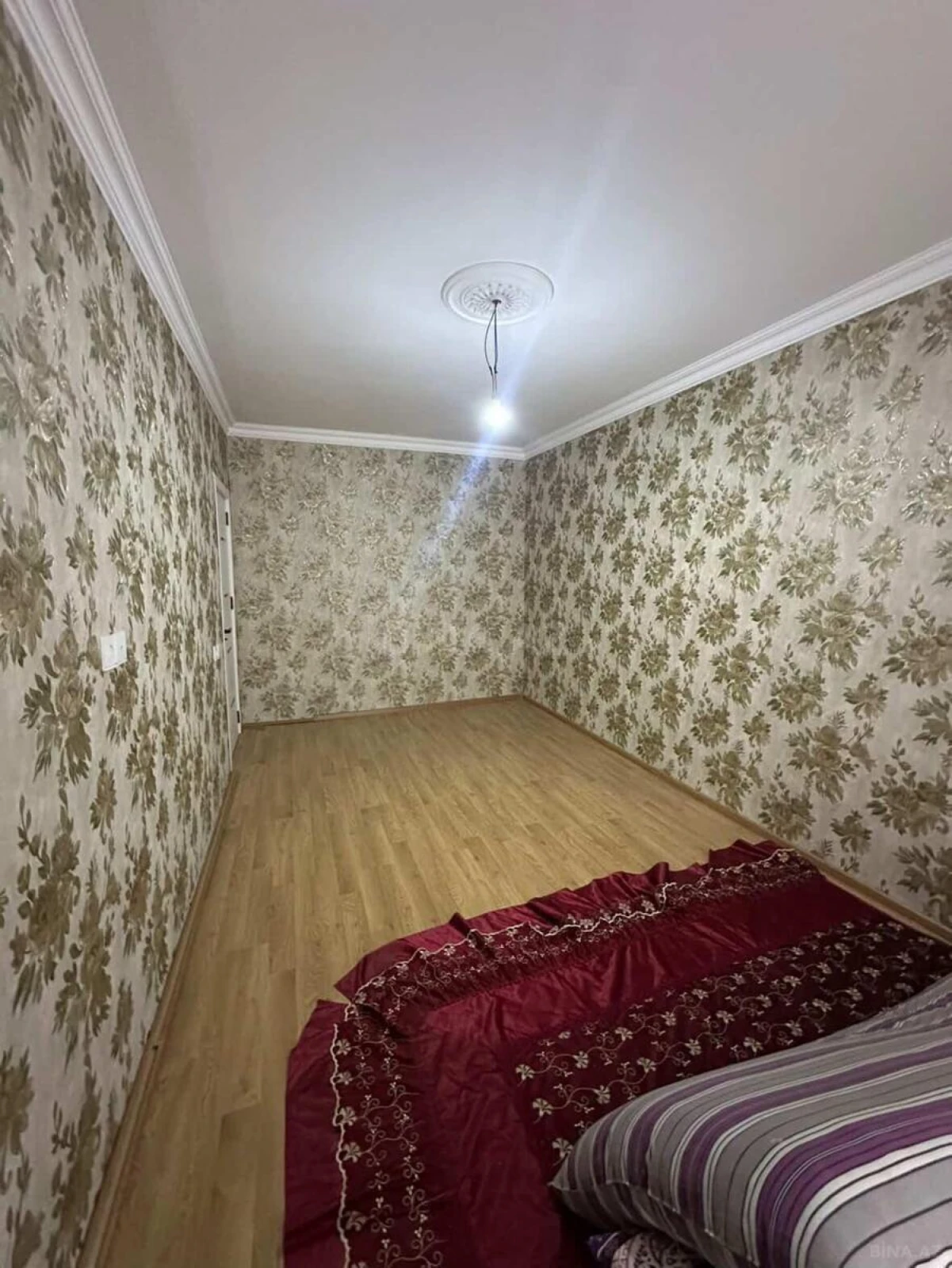 Satılır 2 otaqlı mənzil 50 m²