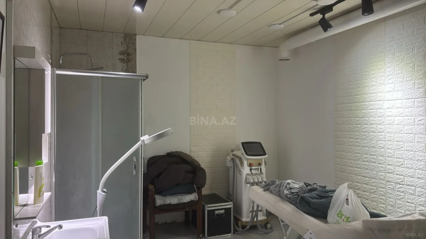 Satılır obyekt 265 m²