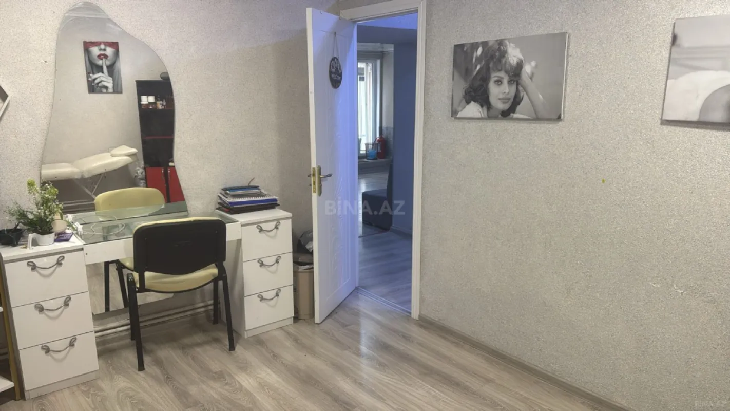 Satılır obyekt 265 m²