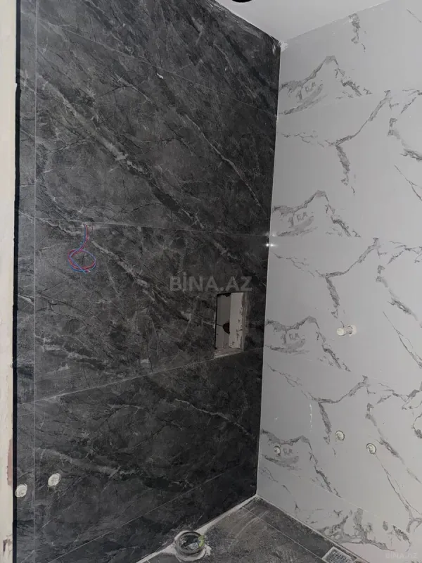 Satılır 2 otaqlı mənzil 77 m²